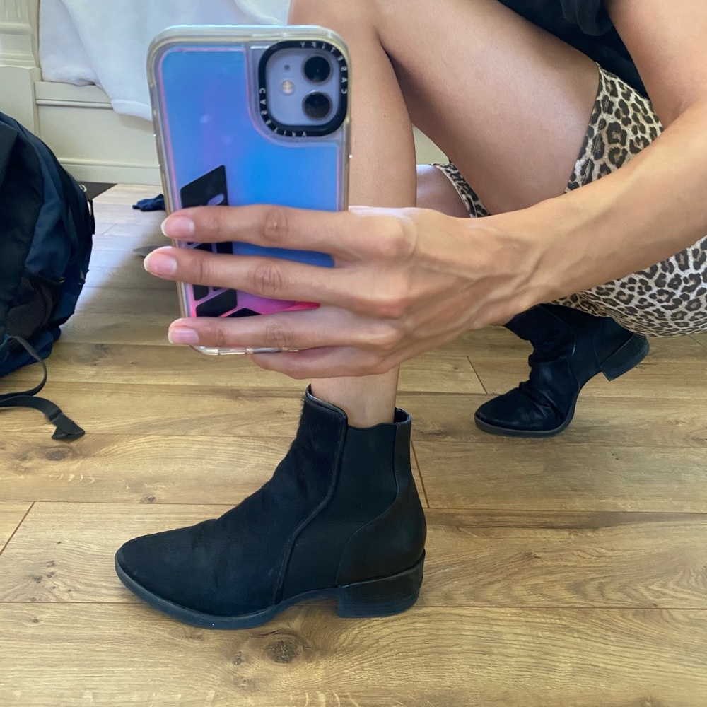 Kenneth cole cowhair booties